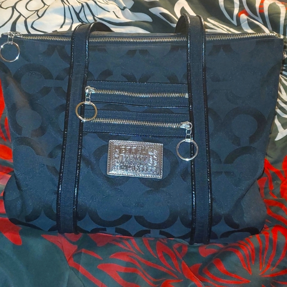 Coach Poppy Black Bag - Picture 1 of 6
